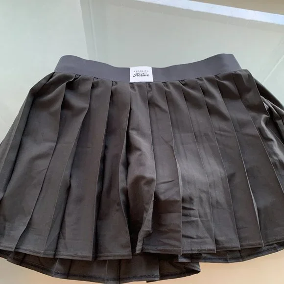 ***RELISTED**BNWT FRANKIES BIKINI WINDY TENNIS MINI SKIRT BLACK SZ XS - Picture 3 of 14